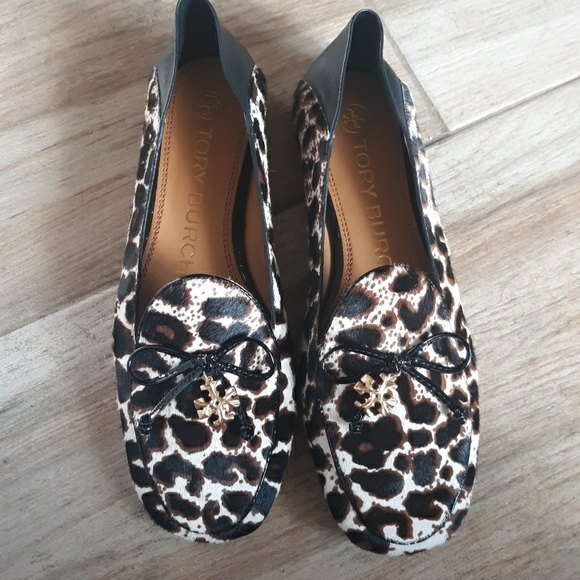 Tory Burch Leopard Print Loafers Size 5 - Calf Hair Apron Toe Ballet Flats - Picture 2 of 10